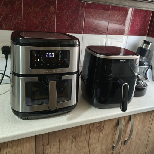 نظرات سرخ کن