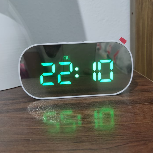 نظرات ساعت رومیزی