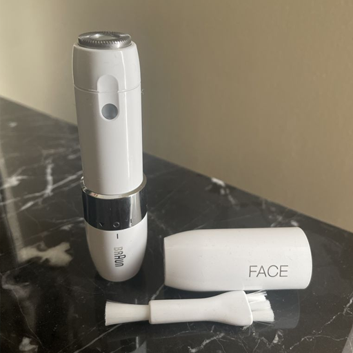 نظرات اصلاح موی بدن بانوان