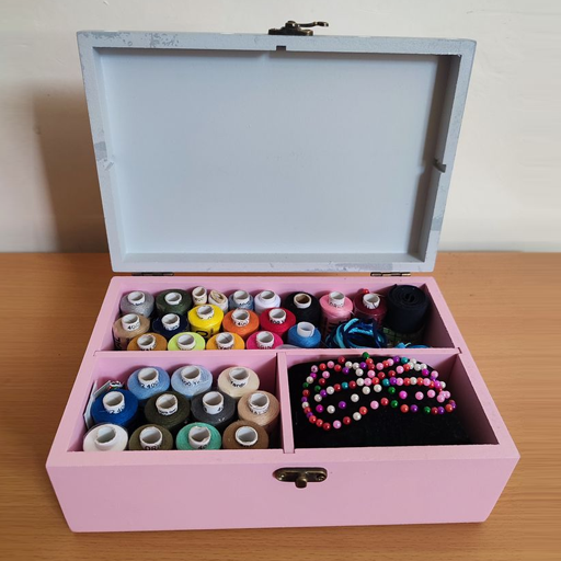 نظرات چرخ خیاطی دستی و ملزومات خیاطی