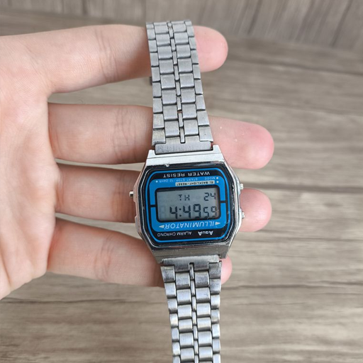 نظرات ساعت دیجیتال زنانه و مردانه