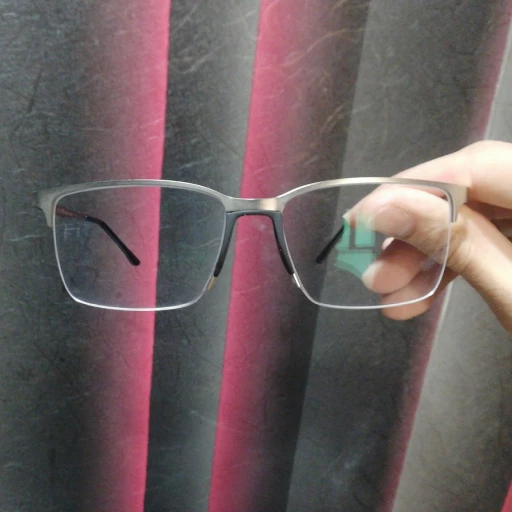 فریم عینک طبی زنانه و مردانه  برند بربری