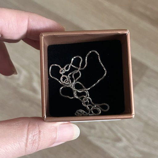 نظرات زنجیر نقره زنانه